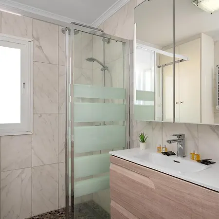 Beachfront Stella Maris By Costarentals - Ref 36 Daire *