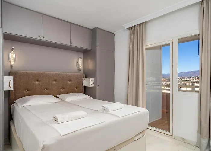 Beachfront Stella Maris By Costarentals - Ref 36