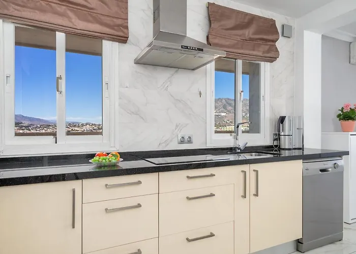 Beachfront Stella Maris By Costarentals - Ref 36 *