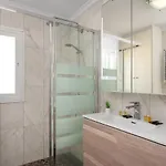 Beachfront Stella Maris By Costarentals - Ref 36 Apartmán *